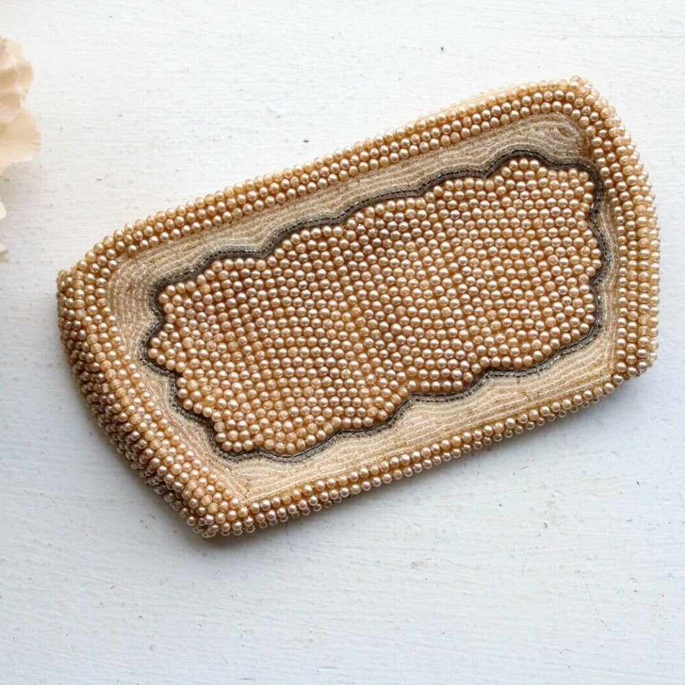 Vintage 1940s Beaded Clutch Purse Covered In Faux Pearls